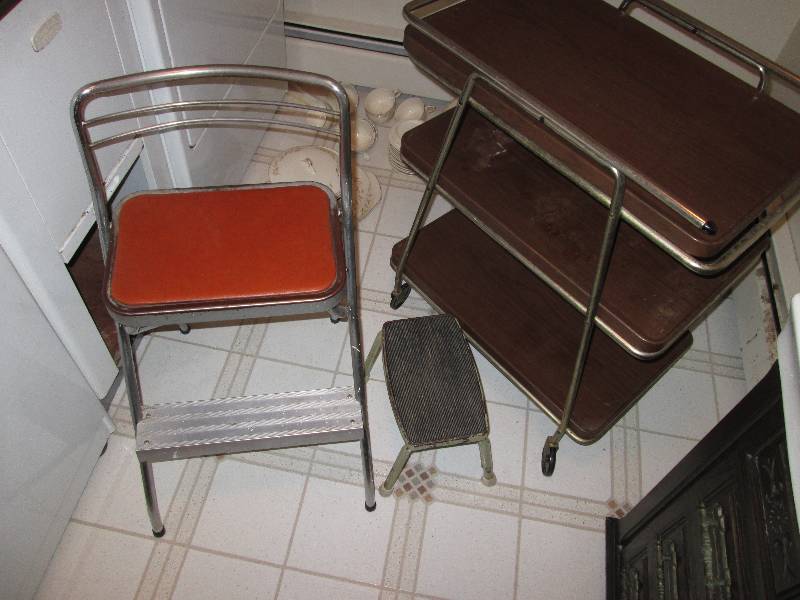lot 341 image: Vintage cart and 2 stools...