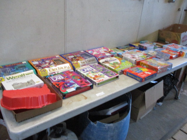 lot 31 image: Educational Projects & Games