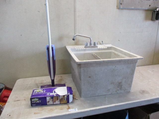 lot 36 image: Shop Sink and Swifter mop