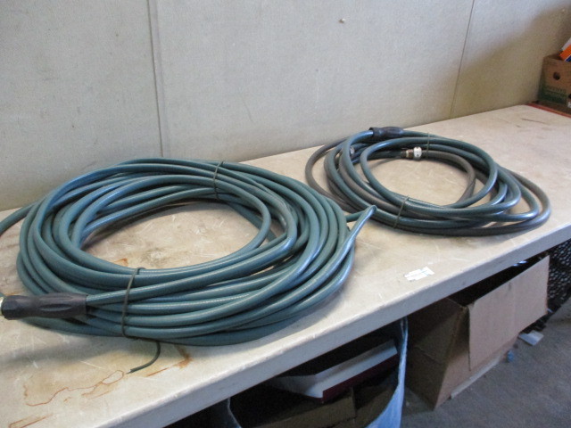 lot 39 image: 100 Hose and extra hose