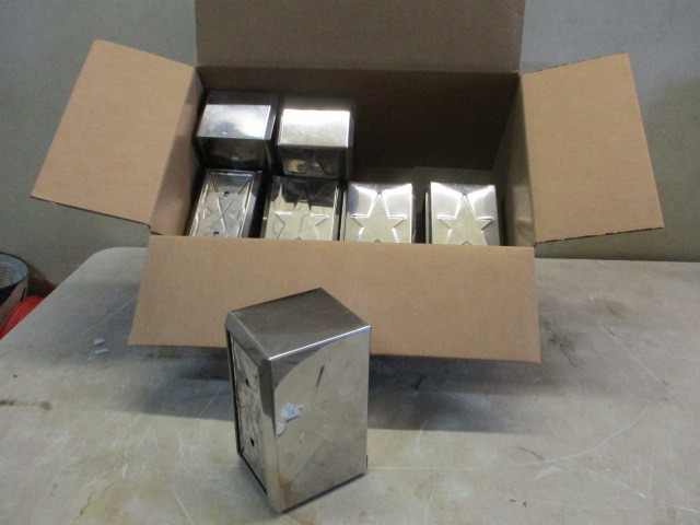 lot 4 image: Stainless Napkin Holders