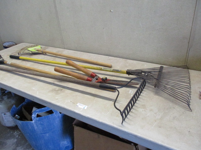lot 18 image: Rakes