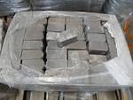 lot 165 image: SplitRock Small 3.5 in. x 3.5 in. x 7 in. Yukon Concrete Garden Wall Block Approximately (288 Pcs.  24.5 Face ft.  Pallet). Model 11011150