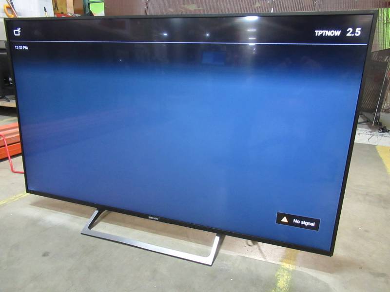 lot 10A image: Sony XBR55X800E 55-Inch 4K Ultra HD Smart LED TV - BEZEL CORNERS (Light spots)