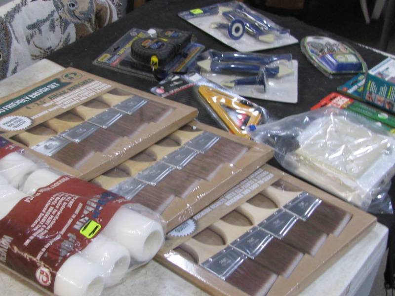 Paint Brushes & Tools