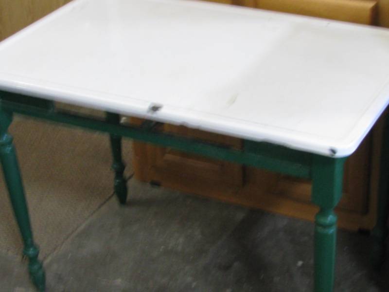 Enamel Top Table