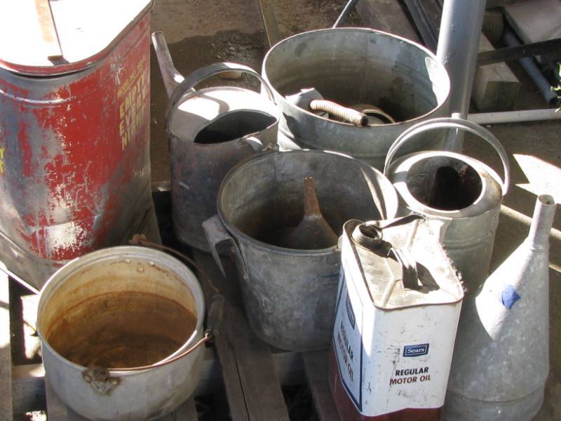 Metal Container Lot
