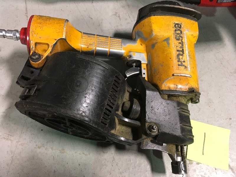 lot 1 image: Stanley Bostitch N80CB-1 Coil Framing Nailer, 1-12 to 3-14  used in working condition