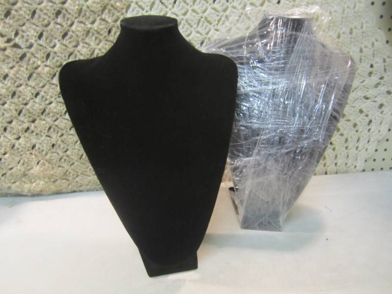 lot 41 image: Lot of 2 - 14.25 Tall Necklace Dis...
