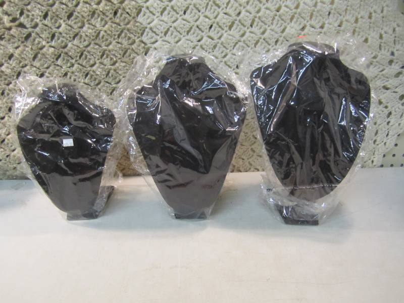 lot 60 image: Set of 3 Necklace Displays 9, 11 ...