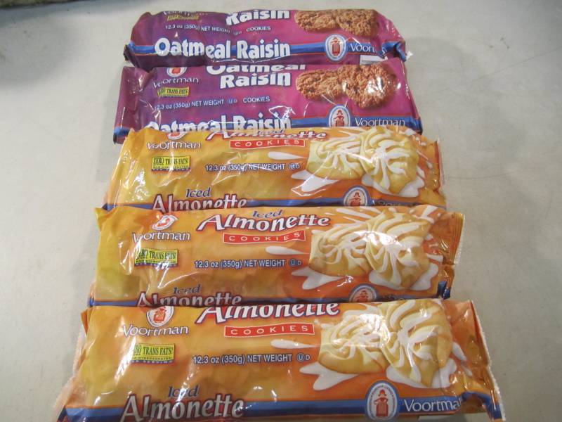 lot 105 image: 5 Packs of Cookies Best by Jul 2018...