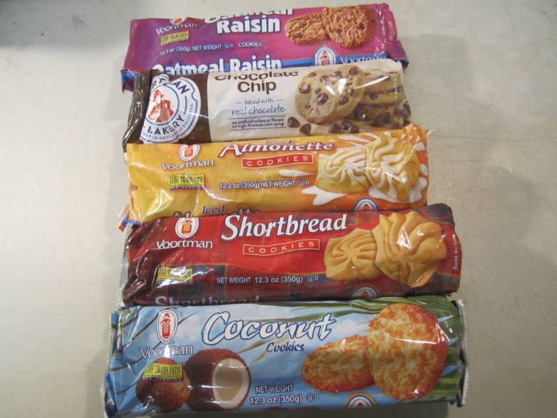 lot 106 image: 5 Packs of Cookies Best by Jul 2018...