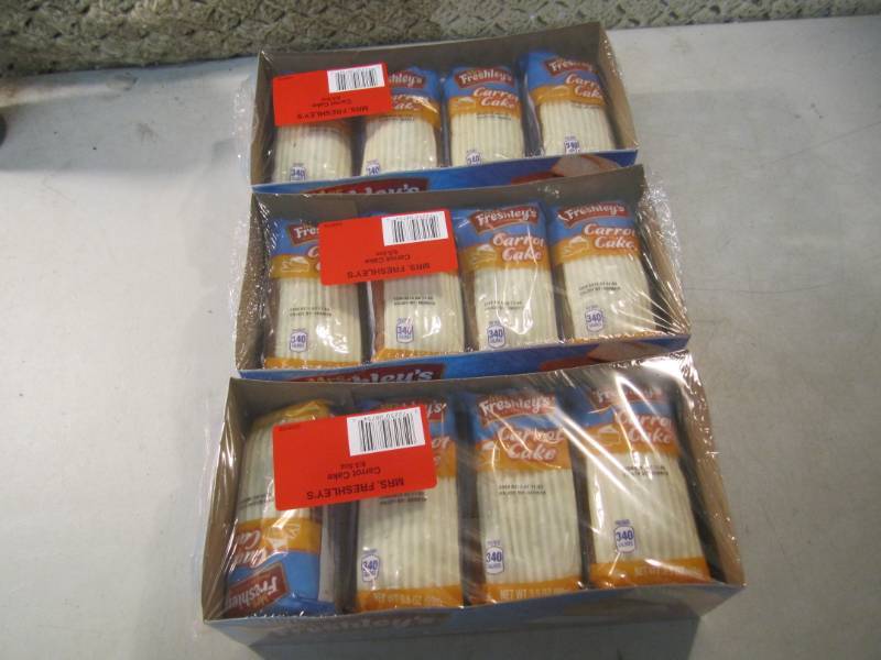 lot 122 image: 3 Packs of Carrot Cake Snack Cakes ...