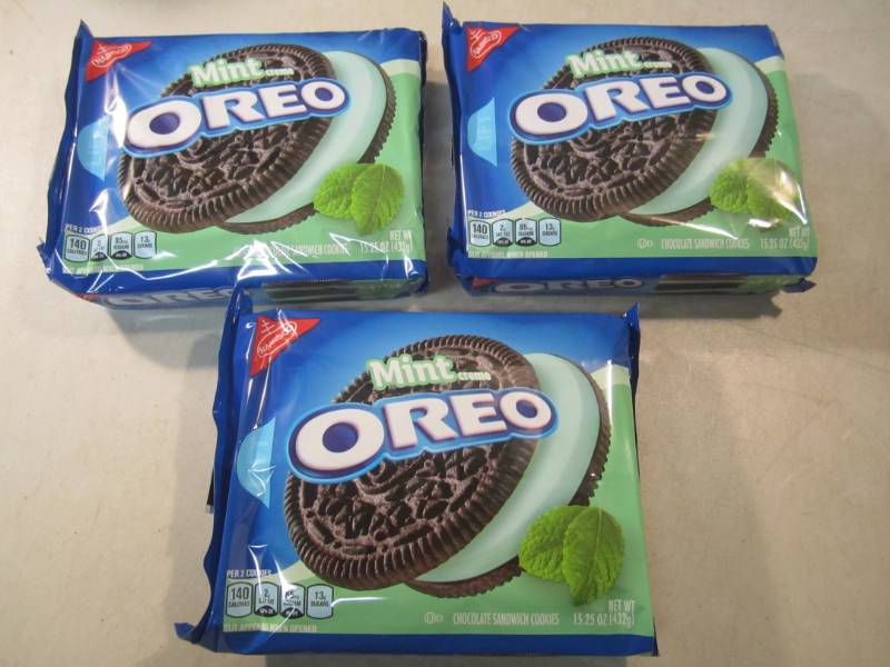 lot 147 image: 3 Packs of Mint Oreo Cookies Best b...