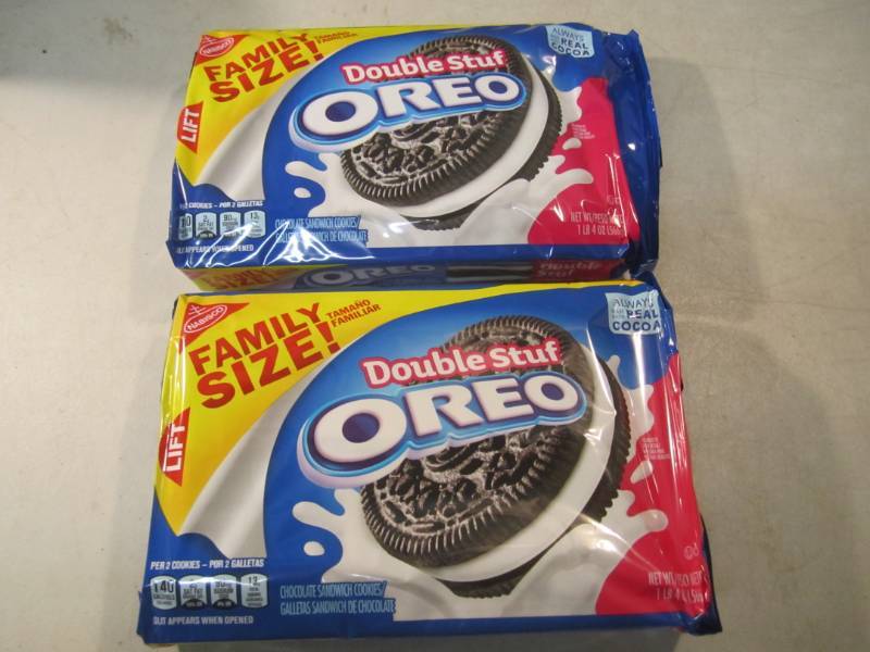 lot 152 image: 2 Family Size Double Stuf Oreo Cook...
