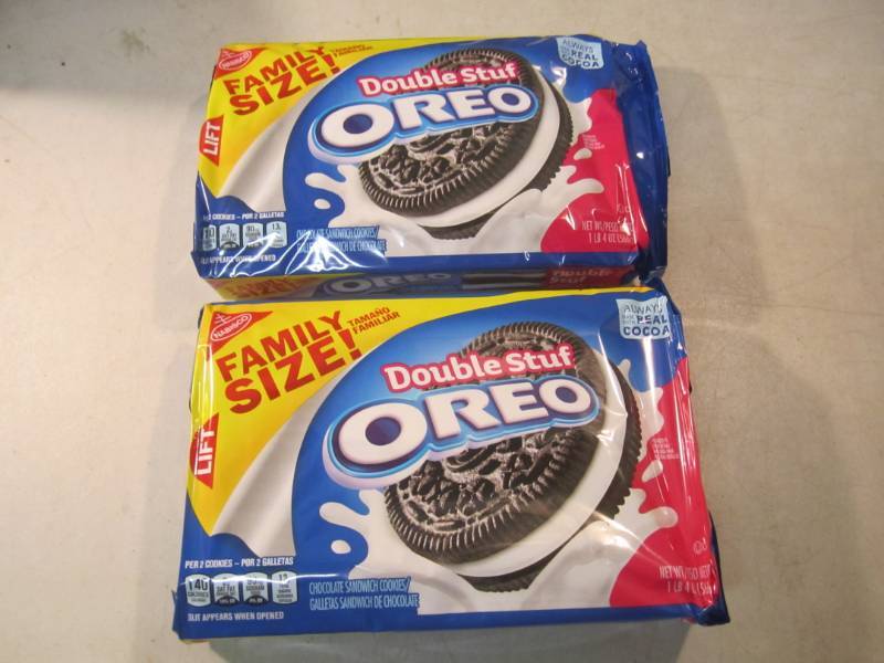 lot 153 image: 2 Family Size Double Stuf Oreo Cook...