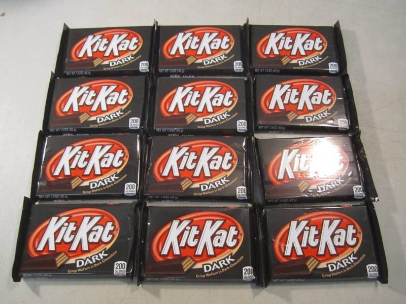 lot 180 image: 12 Kit Kat Dark Candy Bars Best by ...