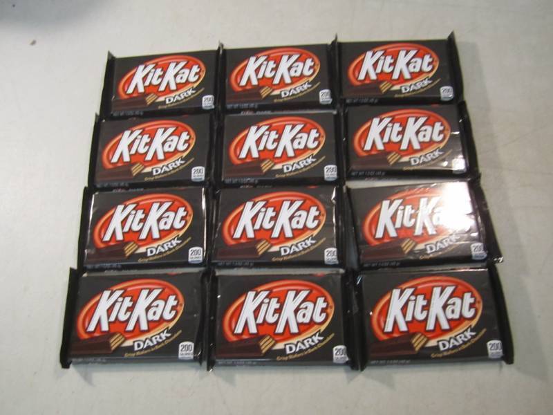lot 181 image: 12 Kit Kat Dark Candy Bars Best by ...