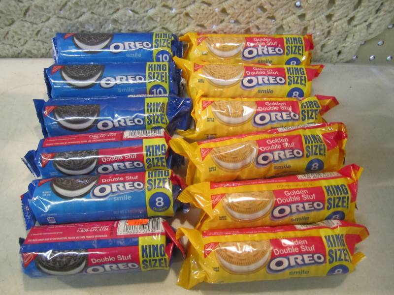 lot 241 image: Mixed Lot of 12 Packs of Oreo Cooki...