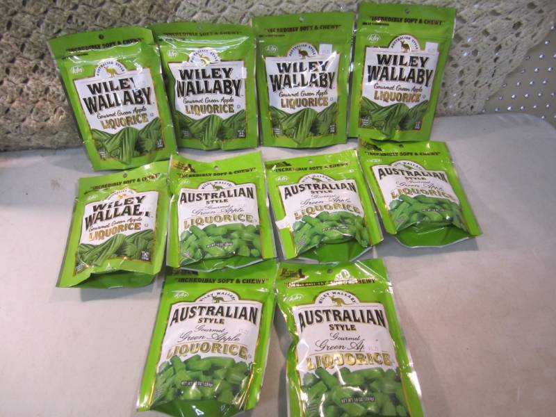 lot 244 image: 10 Bags of Gourmet Green Apple Liqu...