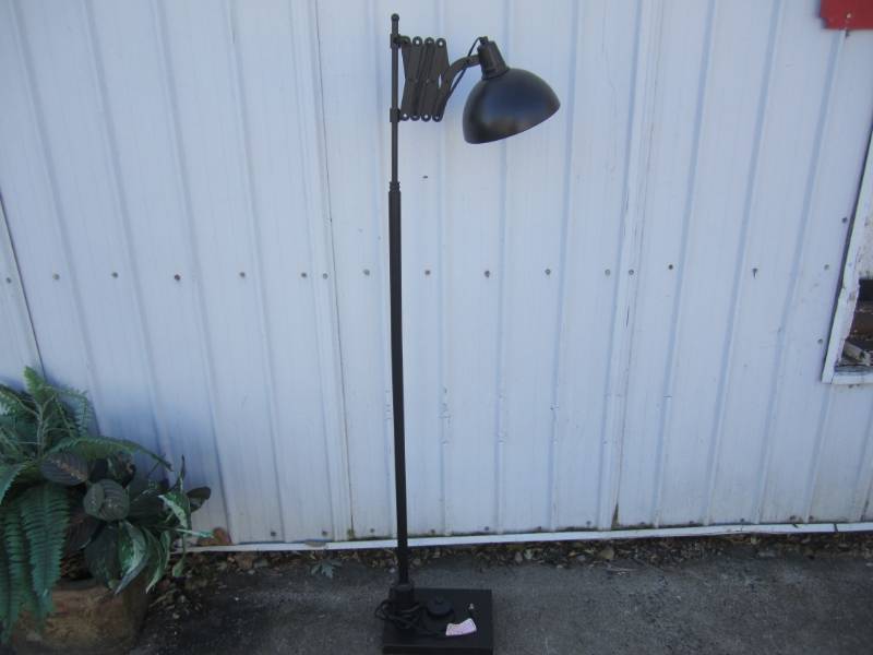 lot 251 image: Expandable Floor Lamp Black 58.5 t...