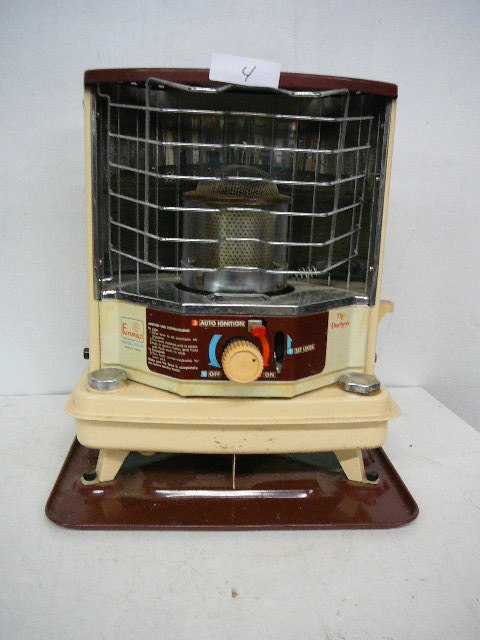 lot 4 image: Futura Heater