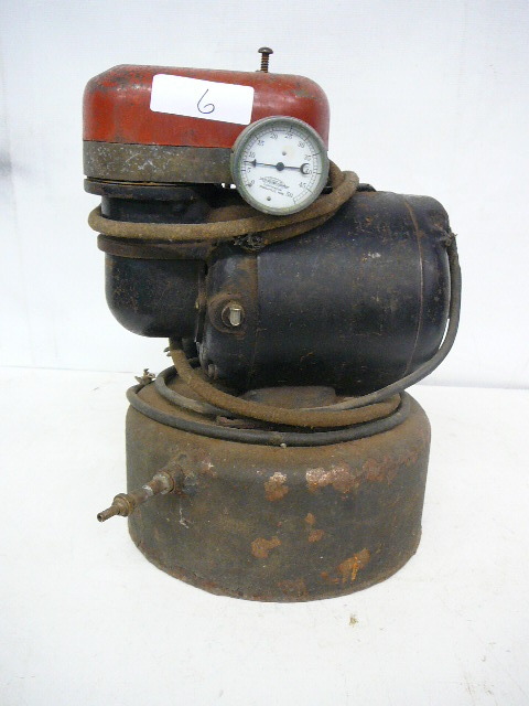 lot 6 image: Vintage Air Compressor