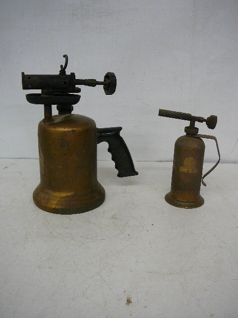 lot 12 image: Vintage Blow Torch