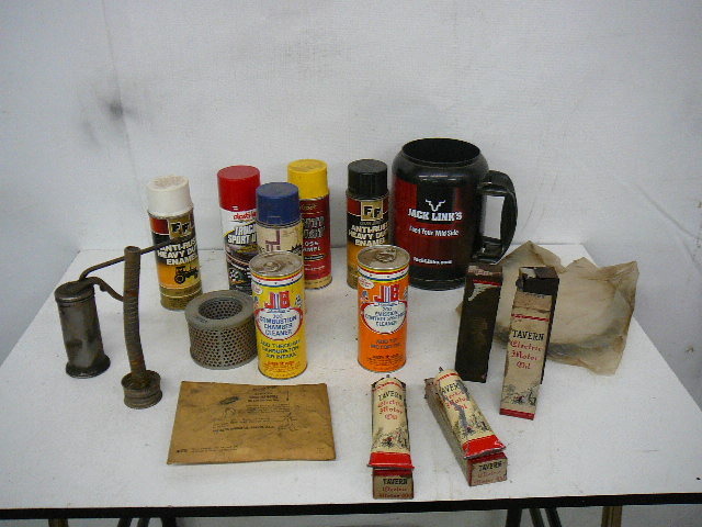 lot 33 image: Garage Items