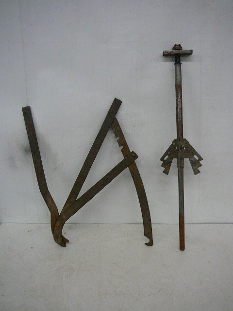 lot 38 image: Vintage Tools