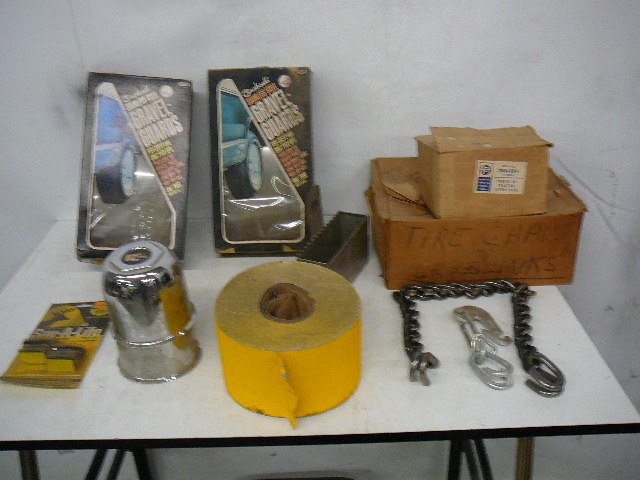 lot 40 image: Auto Parts