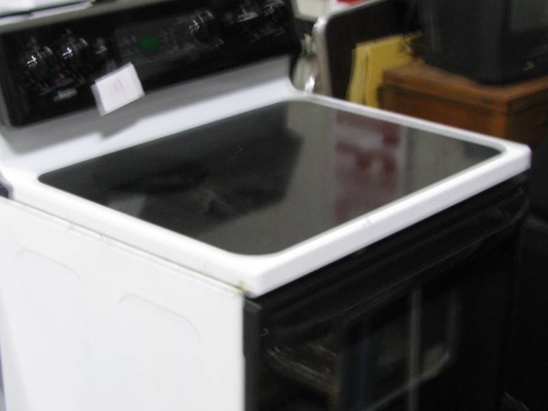 Kenmore Electric Glass Top Range