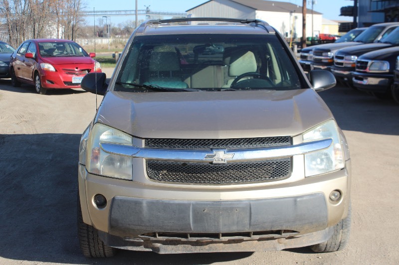 lot M3076 image: 2005 Chevrolet Equinox LT AWD