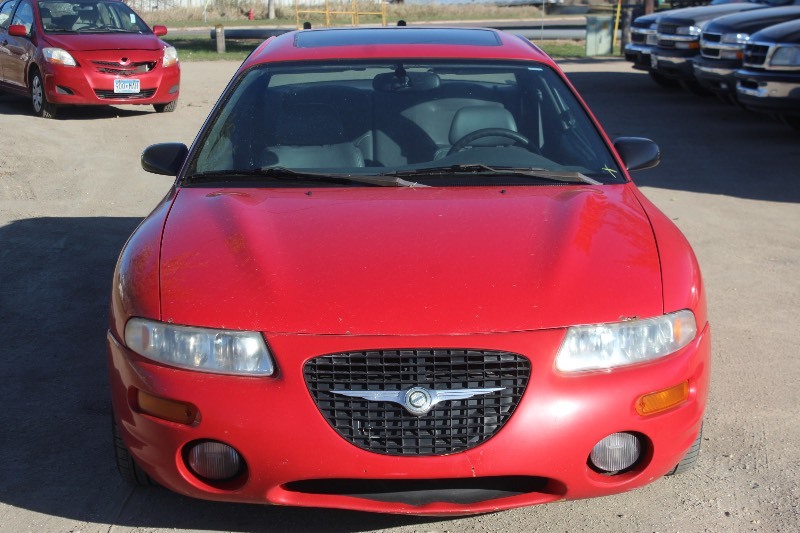 lot M3077 image: 1997 Chrysler Sebring LXi