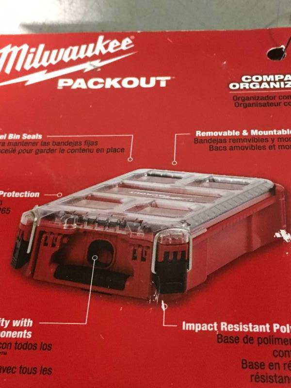 lot 3 image: Milwaukee 48-22-8435 Packout Compact Organizer not used