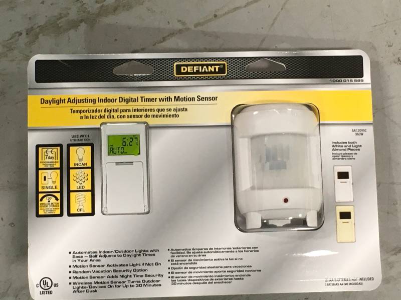 lot 38 image: Defiant 8 Amp 7-Day Indoor In-Wall SunSmart Digital Timer Switch with Motion Sensor, White new