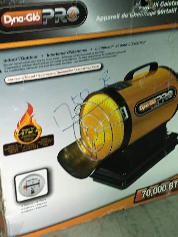 lot 7 image: xDYNA-GLO PRO 70K BTU Kerosene Radiant Forced Air Heater open box in good condition