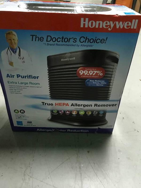 lot 94 image: Honeywell True HEPA 465 sq. ft. Air PurifierAllergen Remover  in good condition