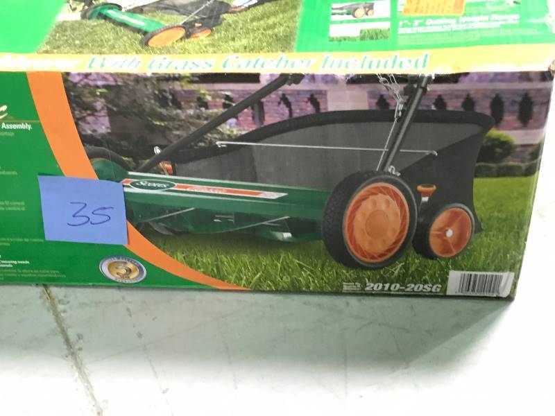 lot 35 image: Scotts 2010-20SG 20 Reel Mower With Grass Catcher open box  in good working condition