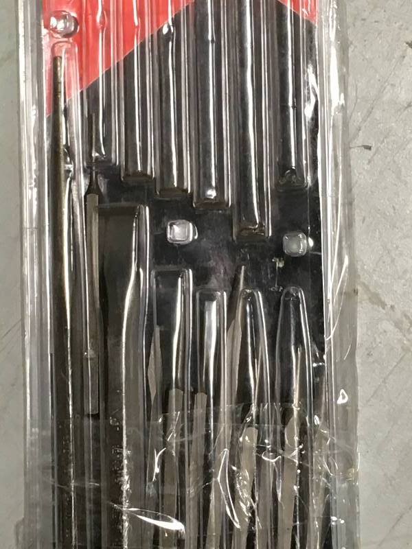 lot 50 image: Mayhew Punch and Chisel Set (12-Piece)