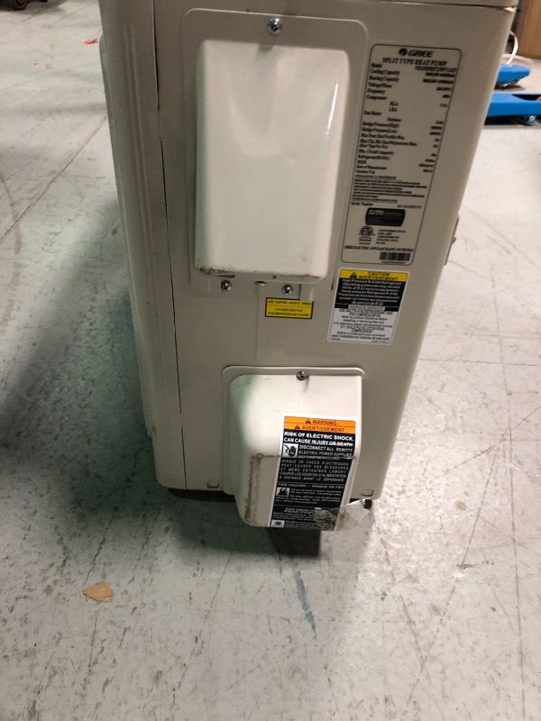 lot 102 image: Gree Heat Pump for GREE Neo 9,000 BTU 34 Ton Ductless Mini Split Air Conditioner ( HEAT PUMP ONLY)