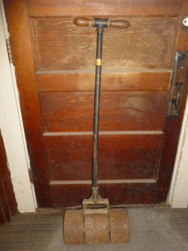 Carpet Layers Floor Roller