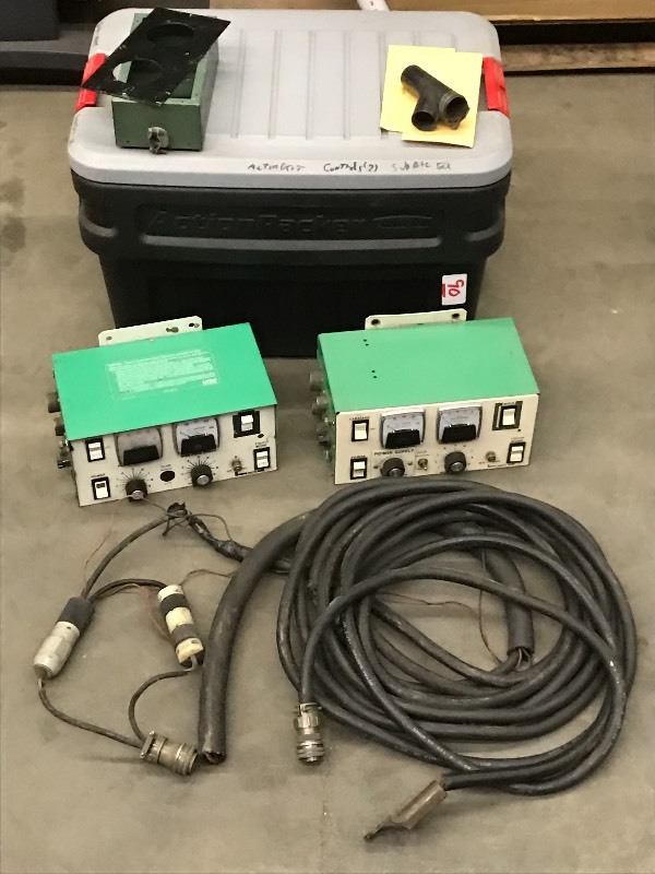 lot 90 image: Action-Packer Storage Tote With L-...