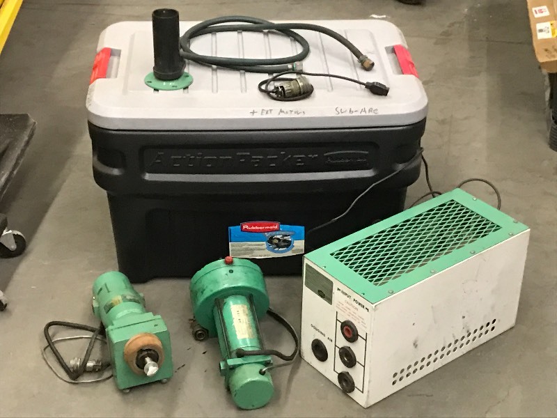 lot 92 image: Action-Packer Storage Tote With Un...