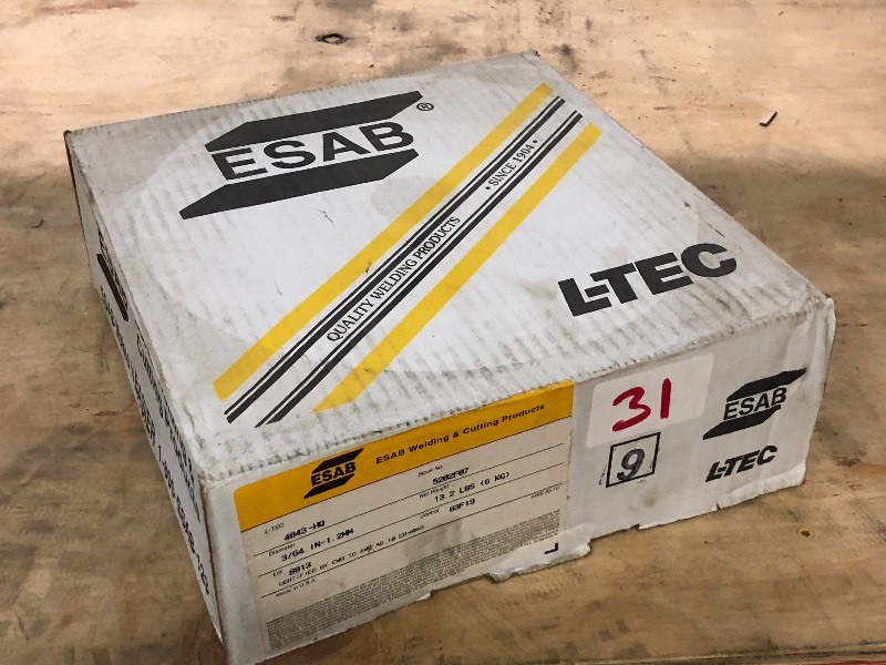 lot 31 image: Full 13# Spool Of ESAB 364 Weldin...