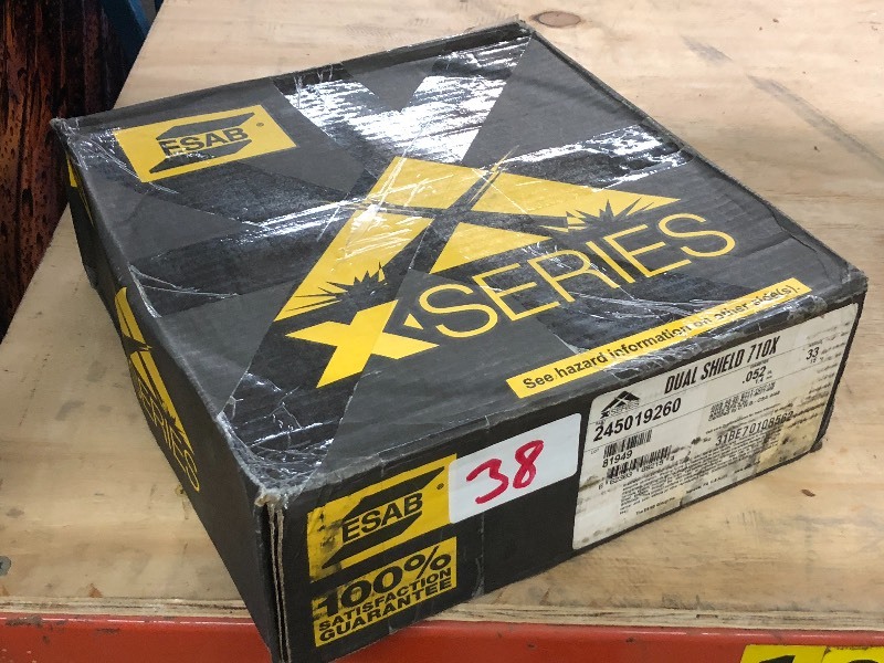 lot 38 image: Full 33# Spool Of ESAB .052 Dual-S...