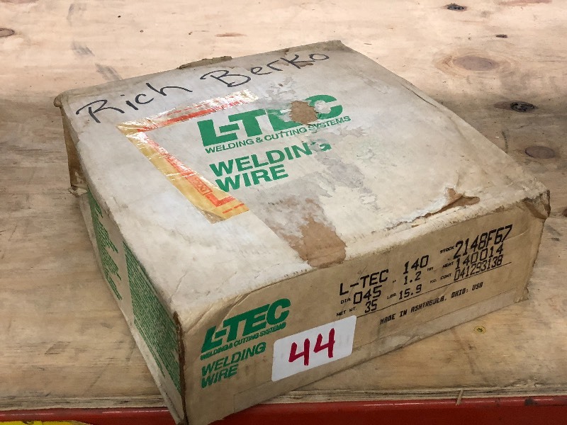 lot 44 image: Full 16# Spool Of Linde .045 Weldi...