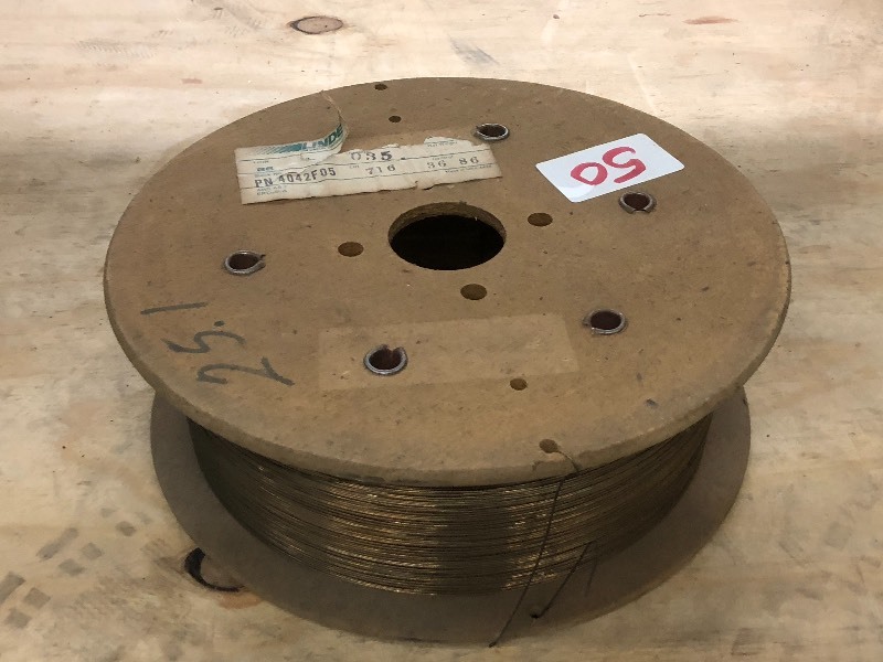 lot 50 image: Full 26# Spool Of Linde .035 Weldi...