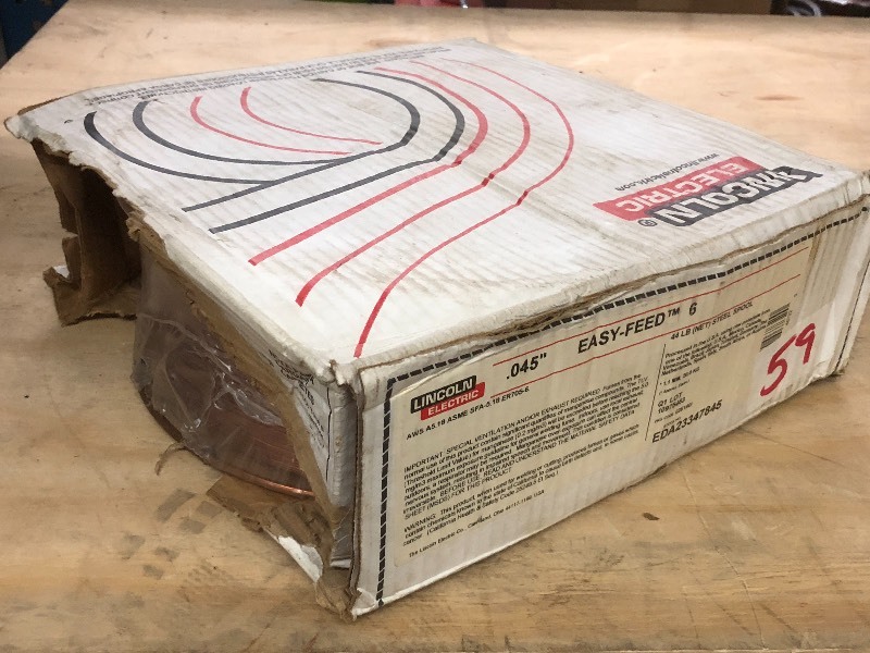 lot 59 image: Full 44# Spool Of Lincoln .045 Eas...