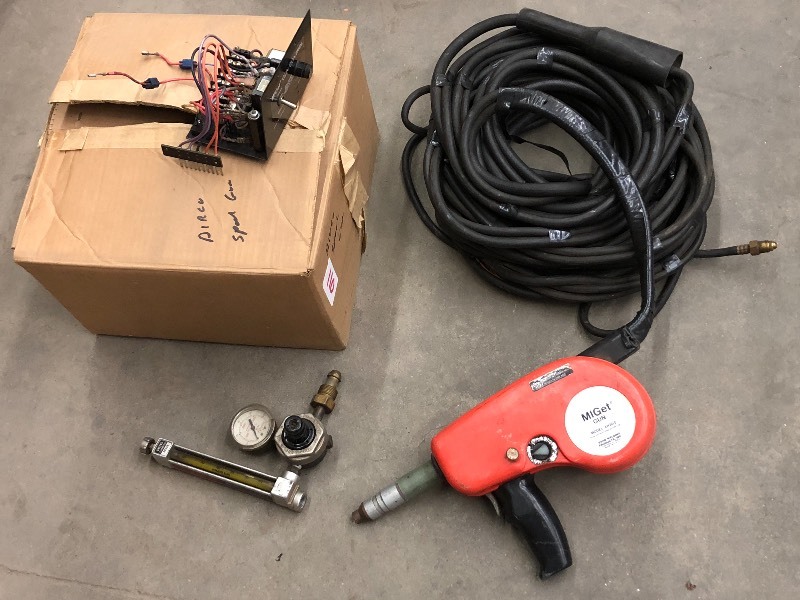 lot 110 image: Airco AH20-E MIGet Spool-On-Gun A...